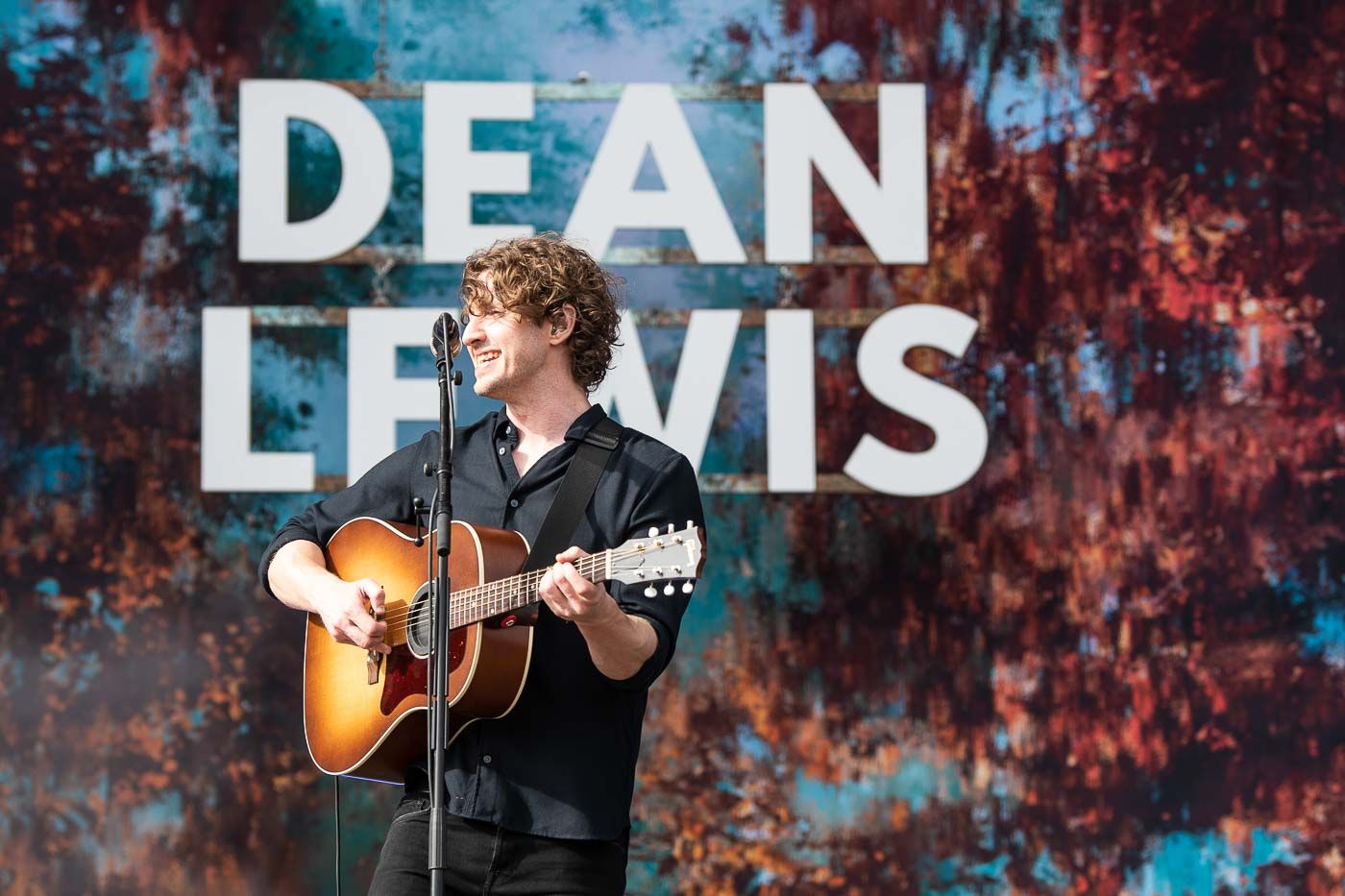 Dean Lewis @ Tinderbox