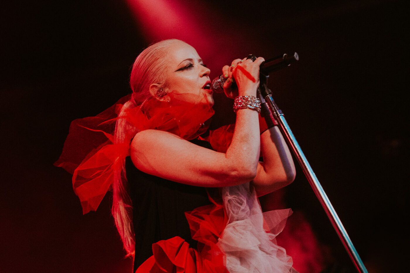 Garbage @ Circolo Magnolia 2024 (Milano) Nathalie Jachetti per www.vezmagazine.it
Garbage @ Circolo Magnolia 2024 (Milano) Nathalie Jachetti per www.vezmagazine.it