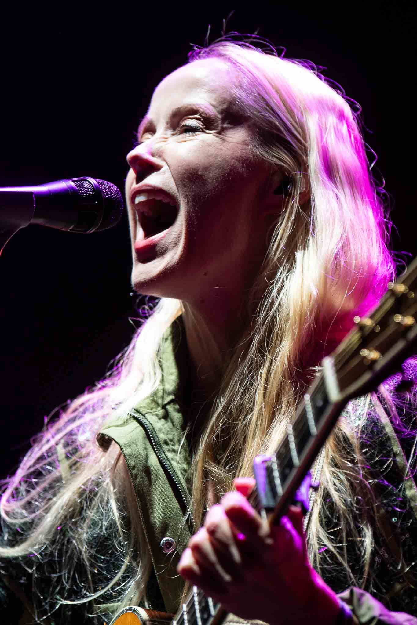 Tina Dicow @ Tinderbox, Odense (DK) - Francesca Garattoni x www.vezmagazine.it