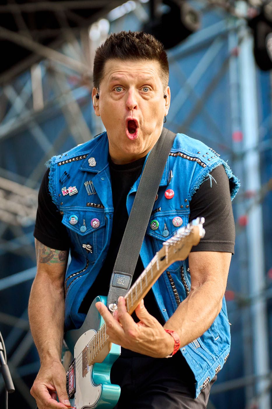 20230602 less than jake bellaria emanuelgiordani 8 853ee512