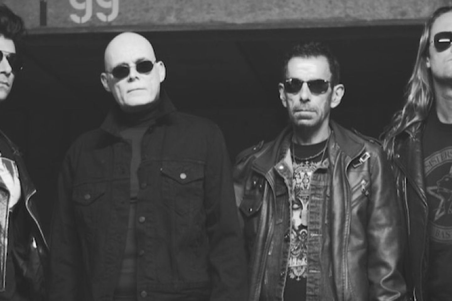 Tra una settimana i SISTERS OF MERCY sbarcano a Milano e Roma!