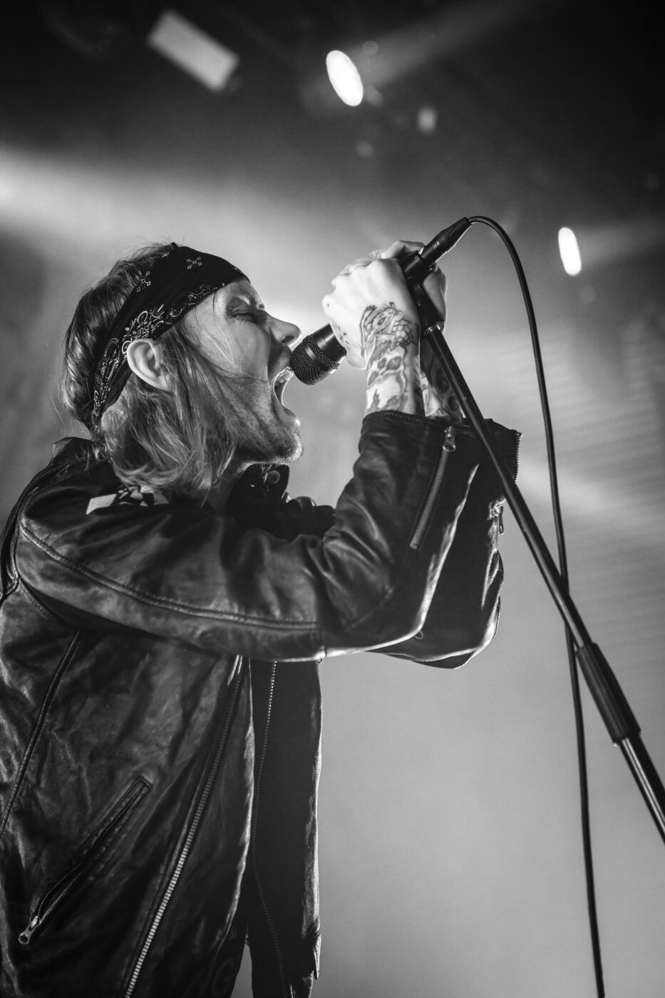 20251402 kvelertak amager bio copenhagen peter bay isak 12 db52977d