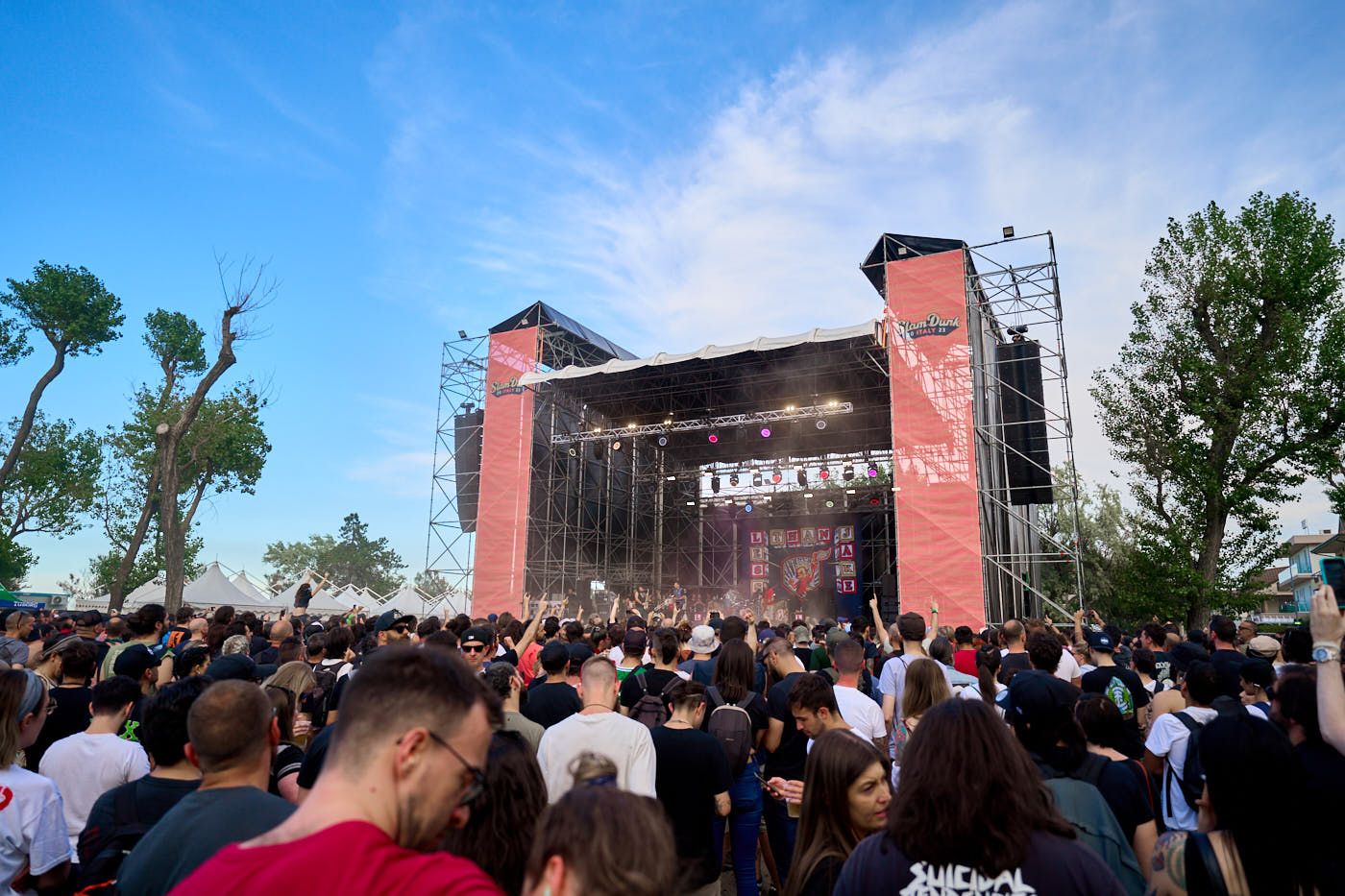 20230602 less than jake bellaria emanuelgiordani 17 f64efc79