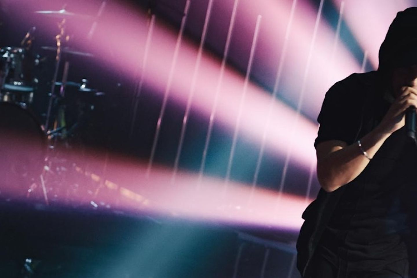 'INDIE JUNGLE' SU SKY ARTE SABATO 14 GENNAIO IN ONDA L'ULTIMA PUNTATA DI STAGIONE DEL PROGRAMMA DI APPROFONDIMENTO MUSICALE DEDICATO AL MONDO DEI LIVE PROTAGONISTA RANCORE 1 ‘INDIE JUNGLE’ SU SKY ARTE SABATO 14 GENNAIO IN ONDA L’ULTIMA PUNTATA DI STAGIONE DEL PROGRAMMA DI APPROFONDIMENTO MUSICALE DEDICATO AL MONDO DEI LIVE PROTAGONISTA RANCORE